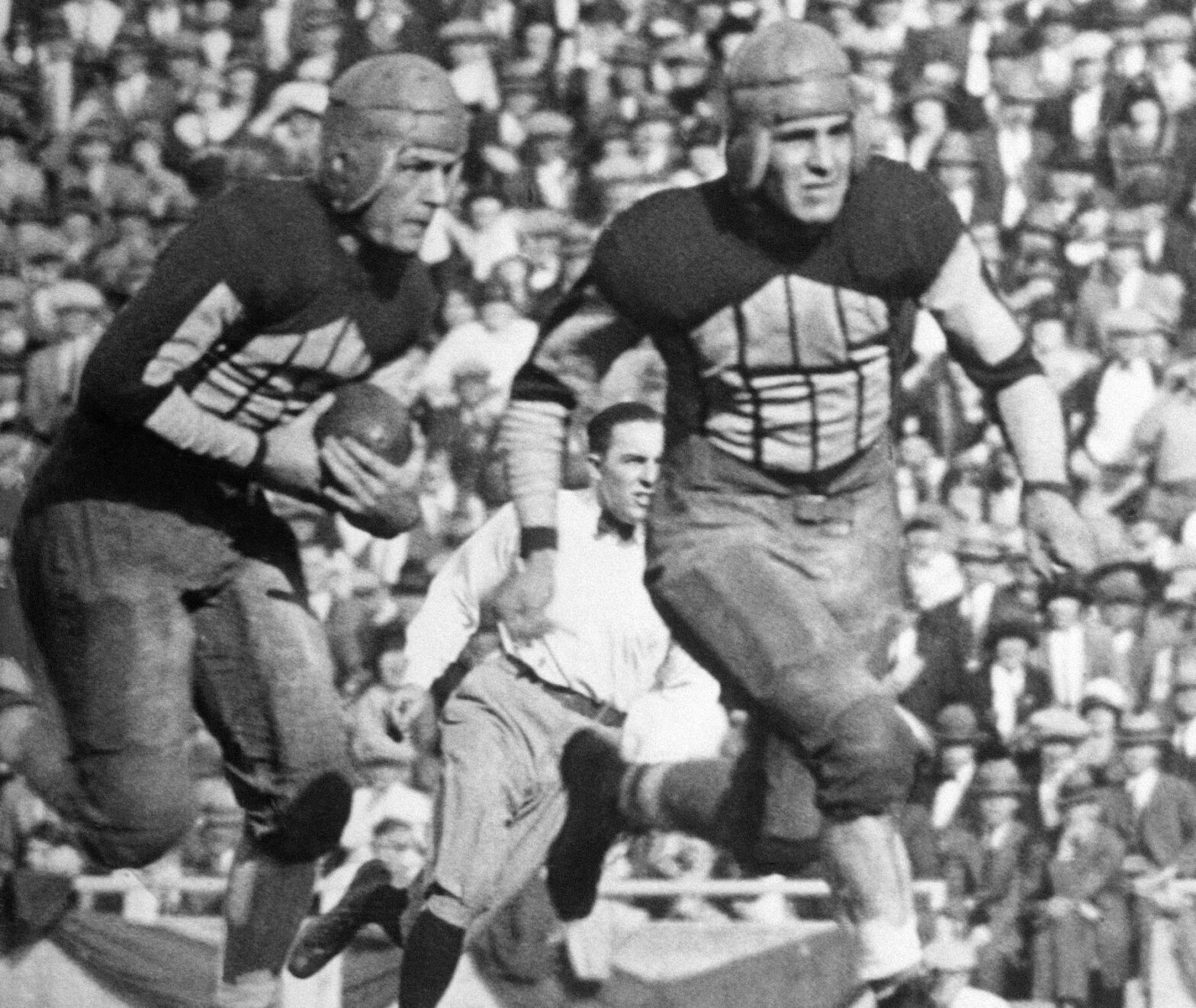 1924: 'Red' Grange accounts for 6 touchdowns in Illinois’ win over Michigan